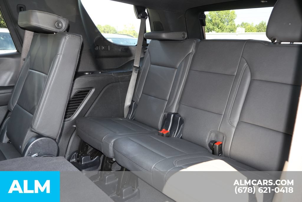 Used 2025 Chevrolet Tahoe LT RWD image 18