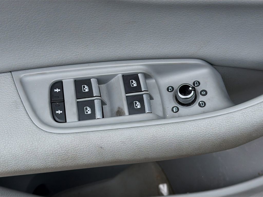 Used 2017 Audi Q7 3.0T Premium Plus w/ Premium Plus Package image 24