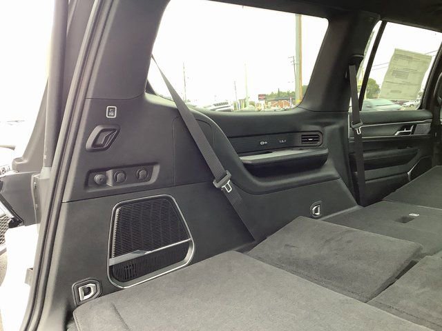 New 2026 Jeep Grand Wagoneer Limited w/ Premium Group II AWD/4WD image 38