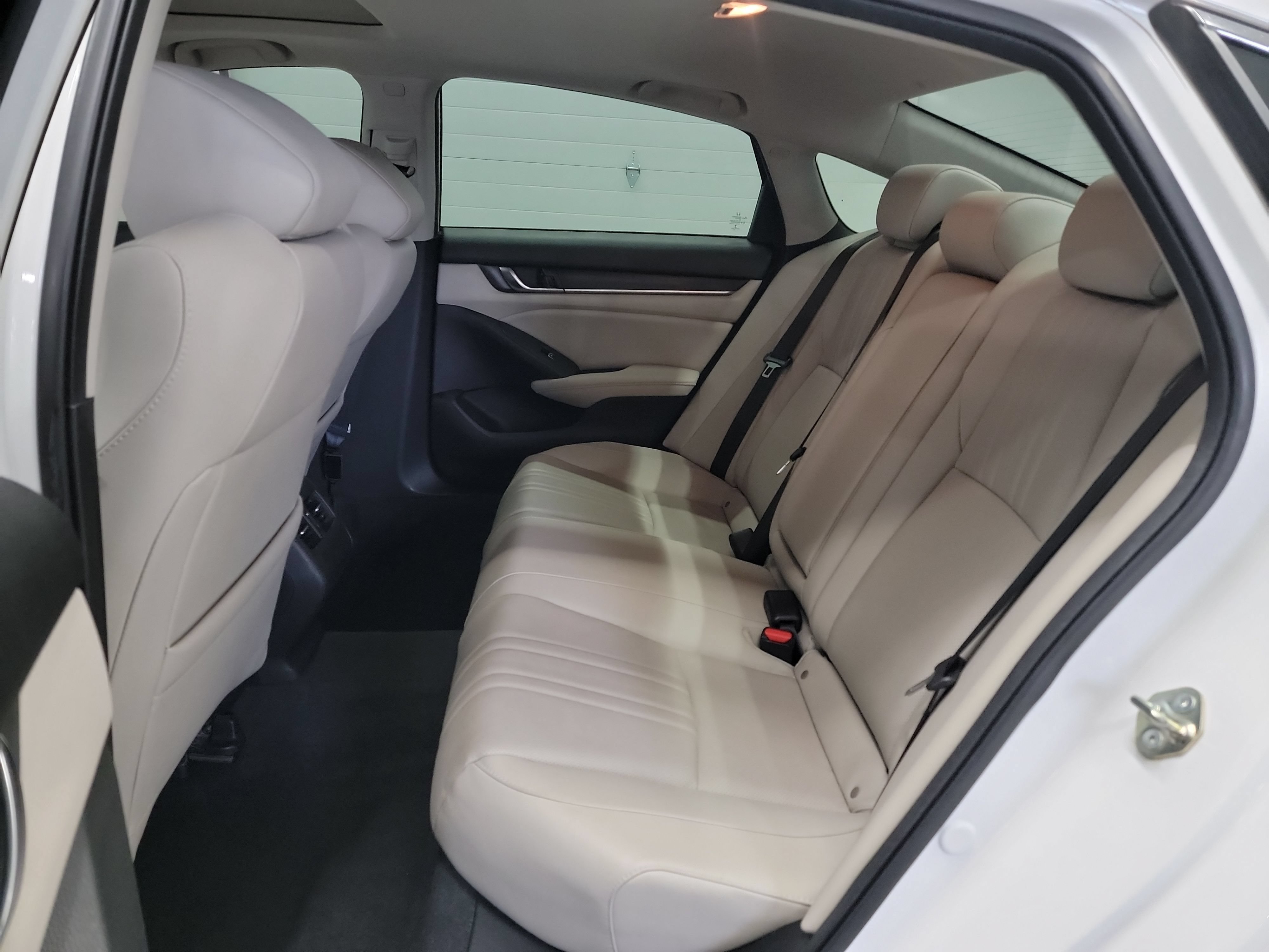 Used 2020 Honda Accord EX-L image 28