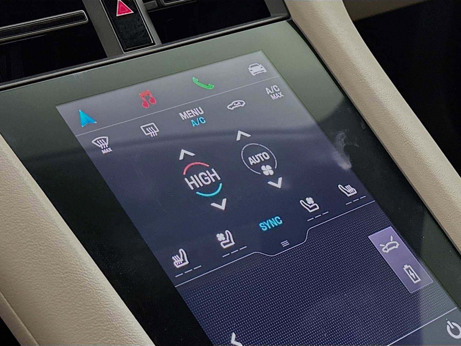 Certified 2025 Porsche Taycan image 19