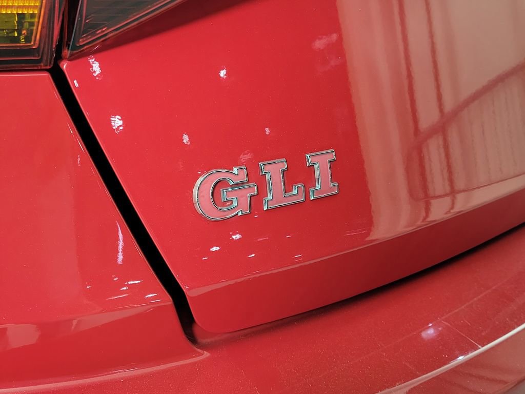 Used 2019 Volkswagen Jetta GLI image 5