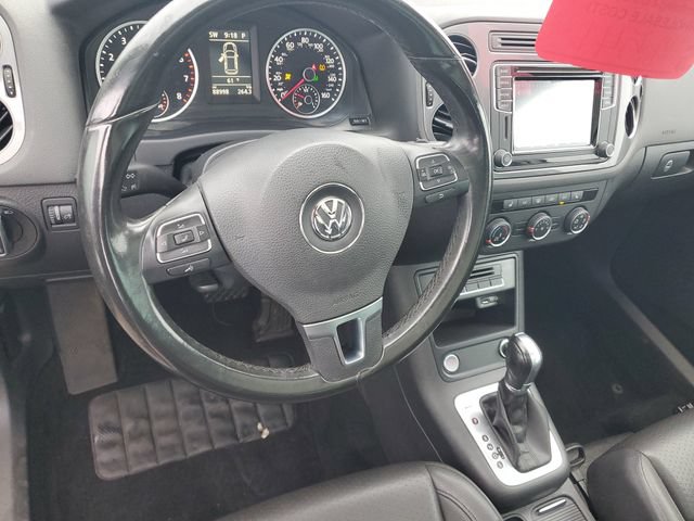 Used 2017 Volkswagen Tiguan Wolfsburg Edition AWD/4WD image 12
