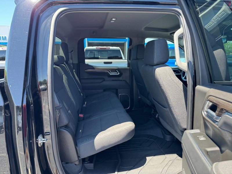 Used 2025 Chevrolet Silverado 1500 RST AWD/4WD image 10