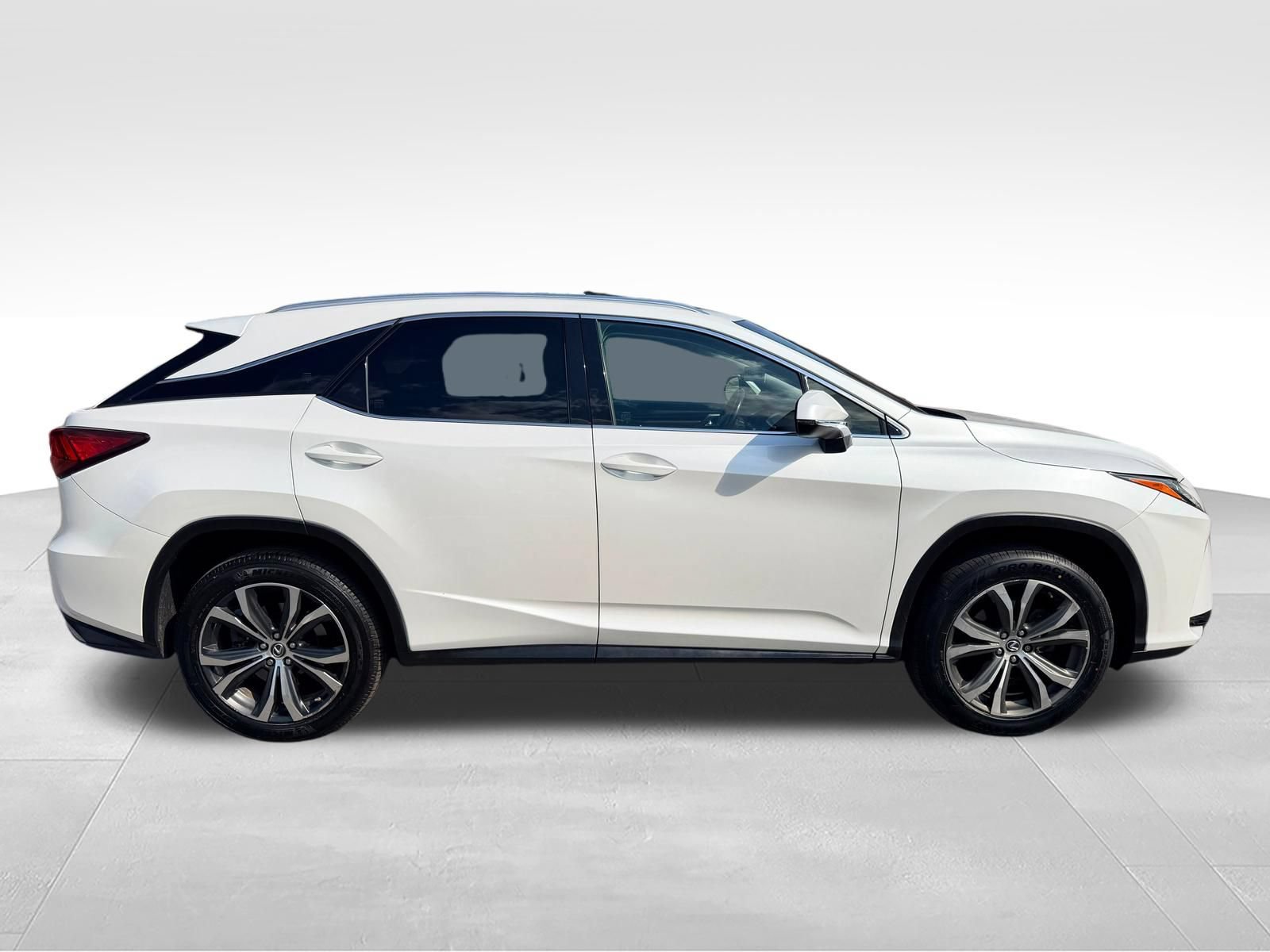 Used 2018 Lexus RX 350 AWD w/ Premium Package image 4