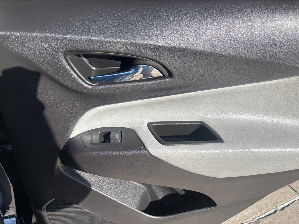 Used 2020 Chevrolet Equinox LS w/ LS Convenience Package image 41