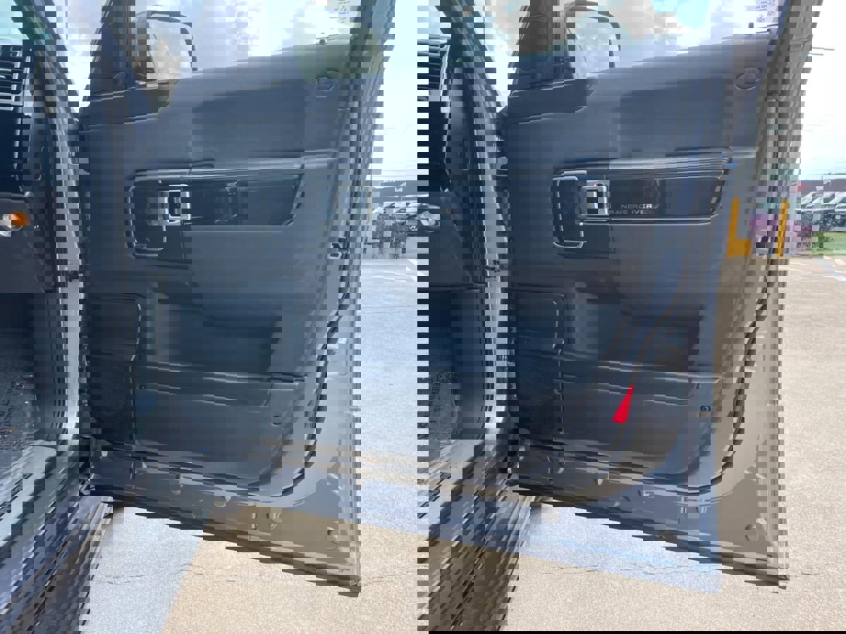 Used 2012 Land Rover Range Rover Supercharged image 46