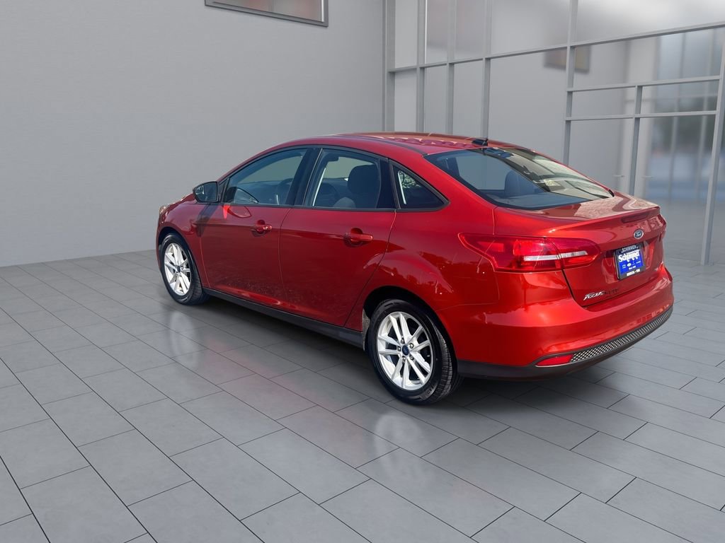 Used 2018 Ford Focus SE FWD image 6