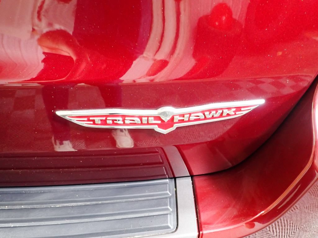 Used 2020 Jeep Grand Cherokee Trailhawk AWD/4WD image 17