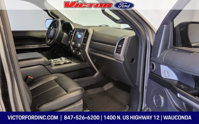 Used 2020 Ford Expedition XLT w/ Equipment Group 202A AWD/4WD image 16