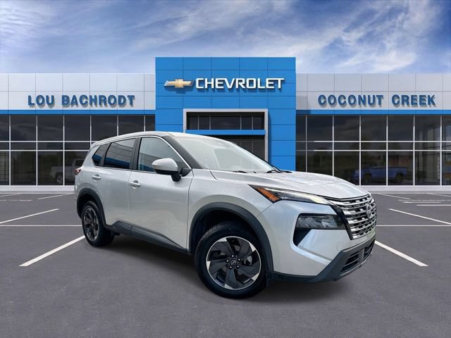 Used 2024 Nissan Rogue SV