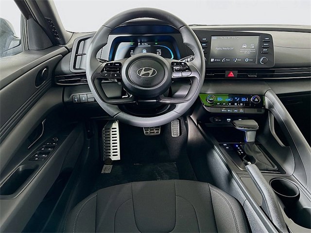 Used 2026 Hyundai Elantra Sport image 10