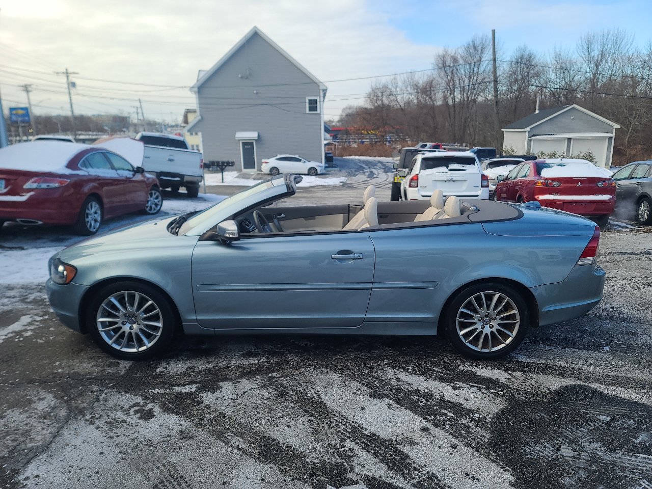 Used 2009 Volvo C70 T5 image 4