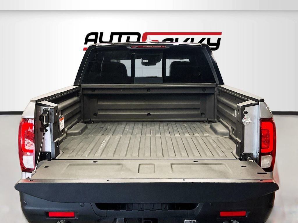 Used 2025 Honda Ridgeline TrailSport image 27