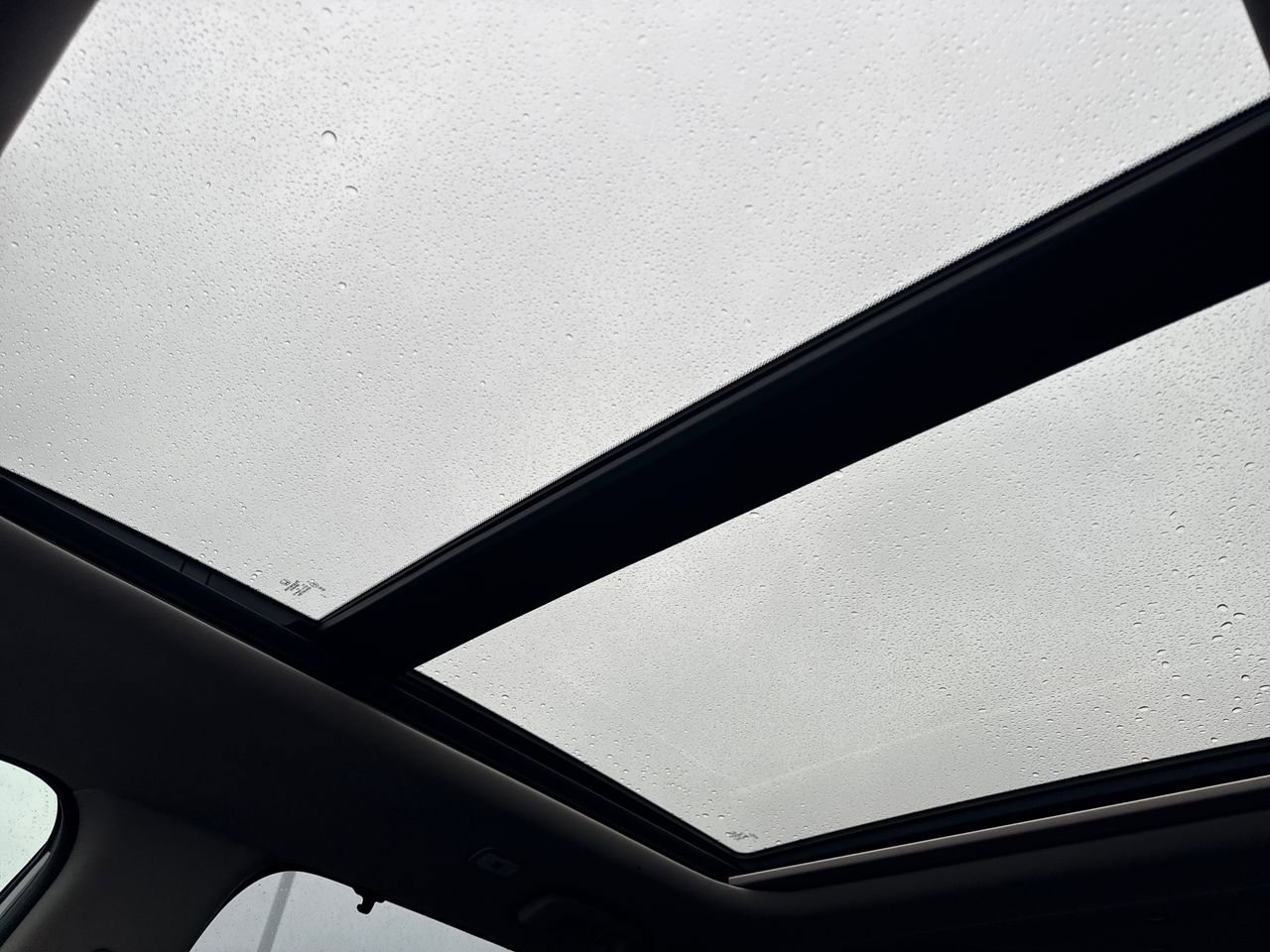 Used 2023 Honda Pilot Elite image 18