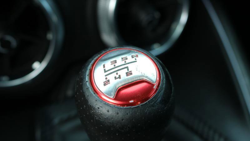 Used 2021 Chevrolet Camaro LT RWD image 12