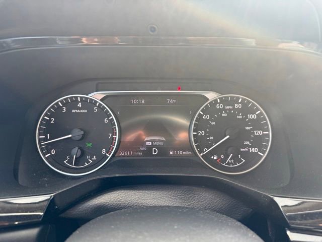 Used 2023 Nissan Pathfinder SL AWD/4WD image 34