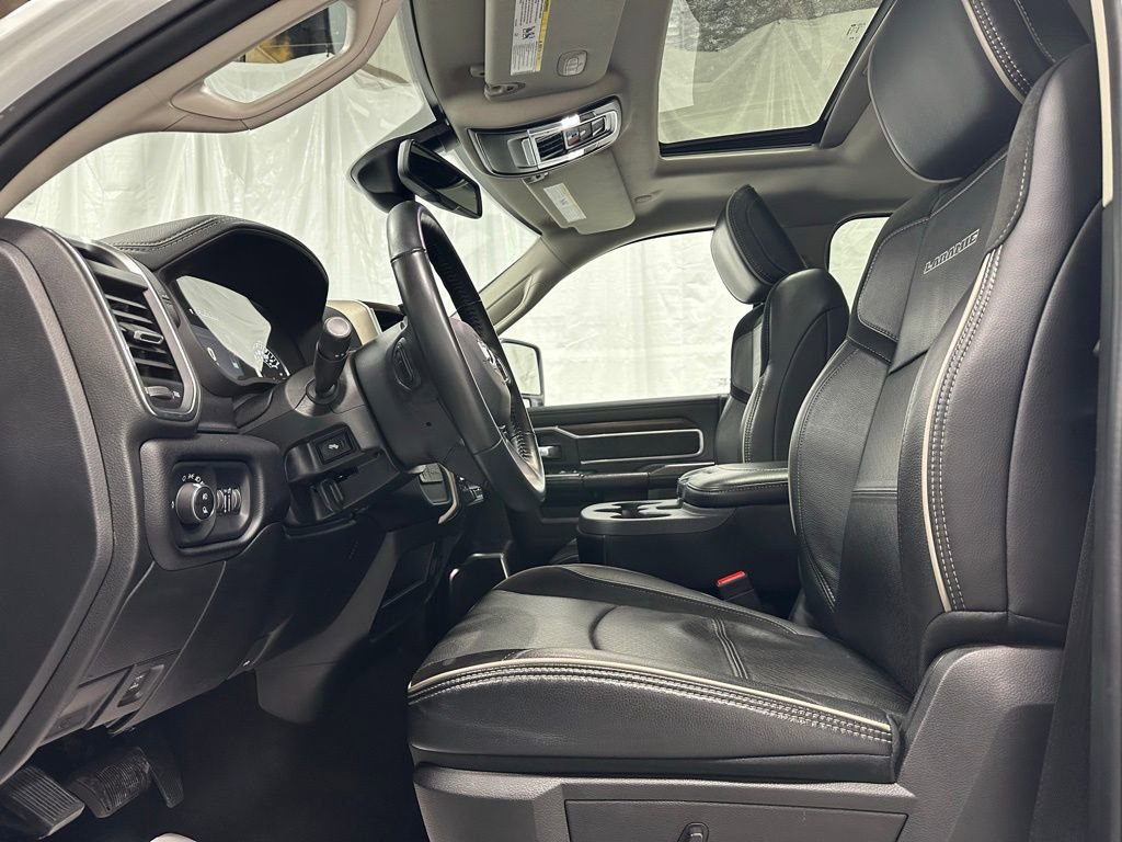 Used 2024 RAM 3500 Laramie image 14