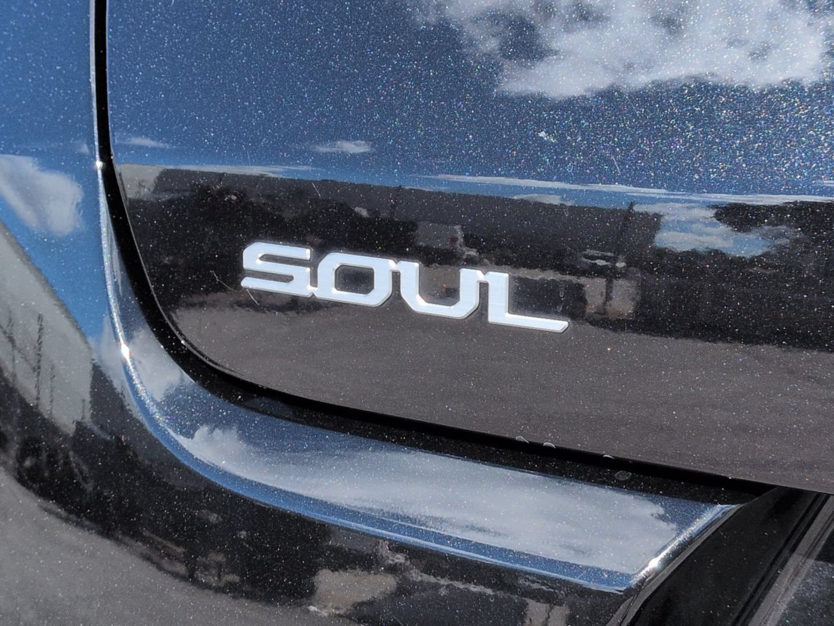 Certified 2025 Kia Soul GT-Line FWD image 16