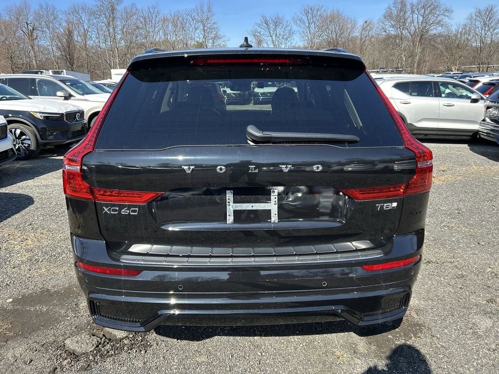 Certified 2025 Volvo XC60 T8 Plus w/ Protection Package Premier image 16