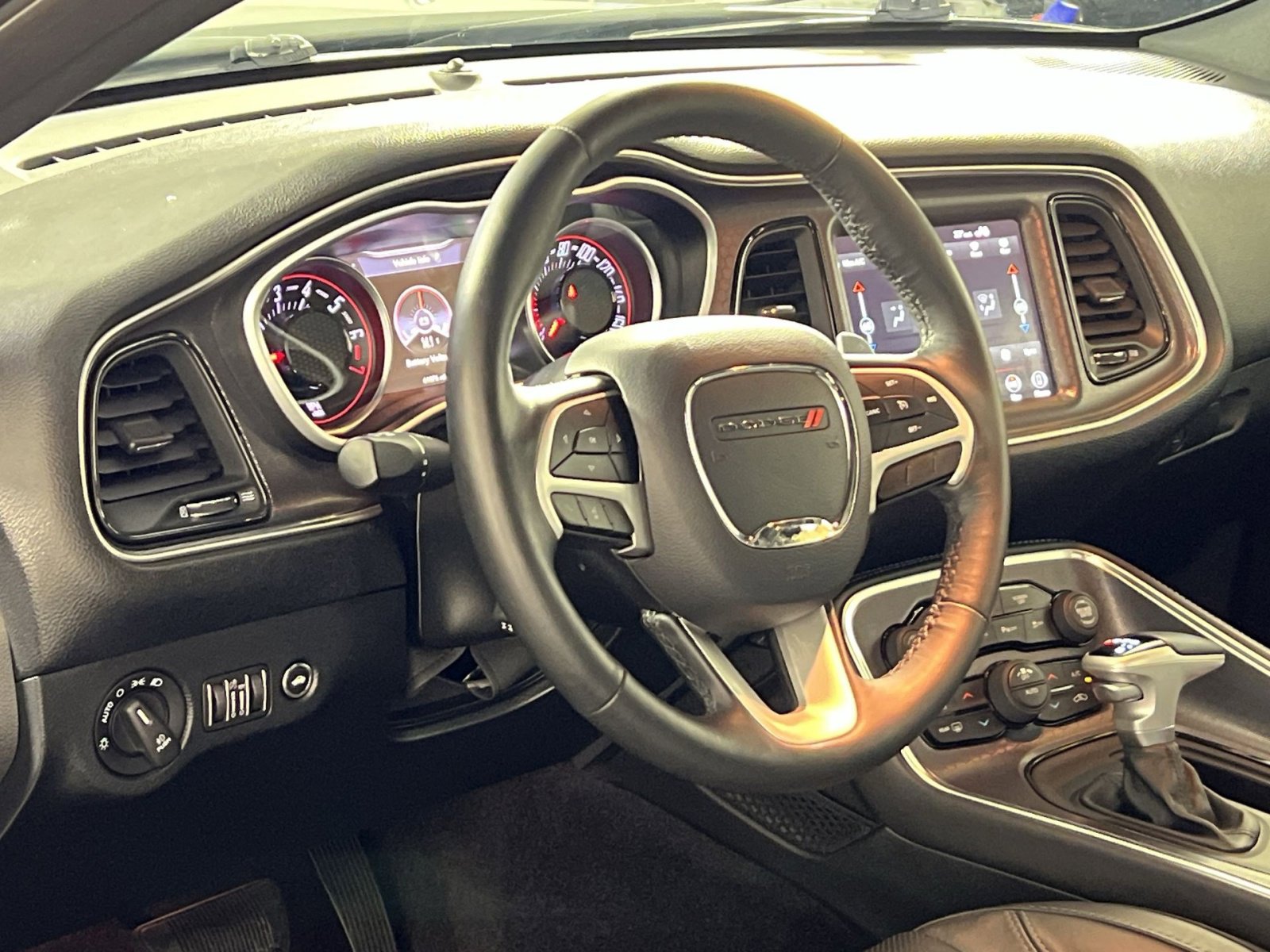 Used 2018 Dodge Challenger GT w/ Driver Convenience Group image 16