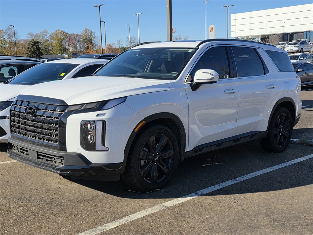 Certified 2025 Hyundai Palisade XRT image 3