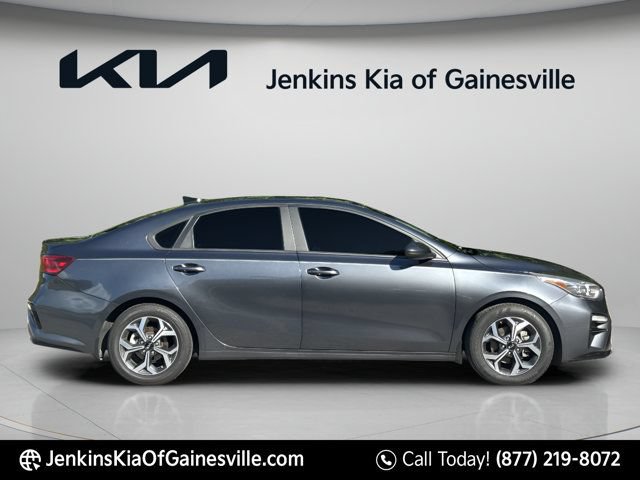 Used 2020 Kia Forte LXS FWD image 2