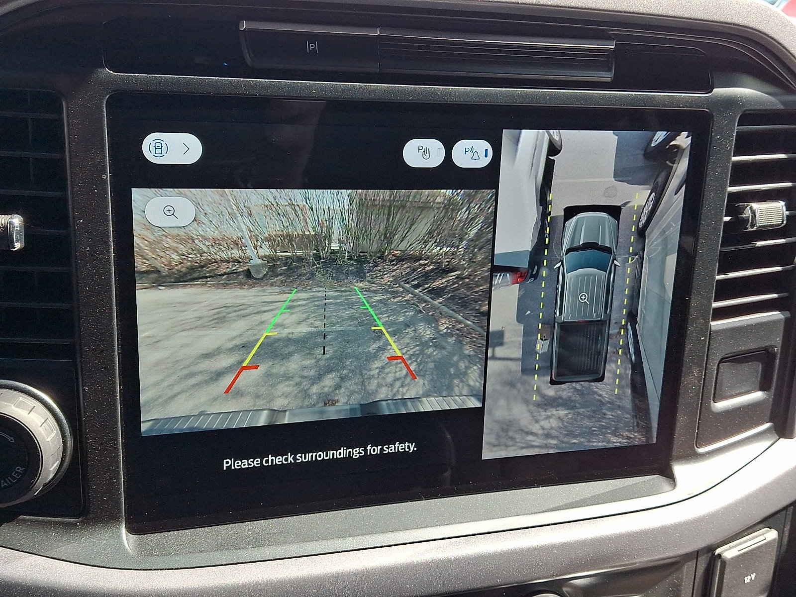 New 2025 Ford F150 XLT w/ Equipment Group 303A High image 17