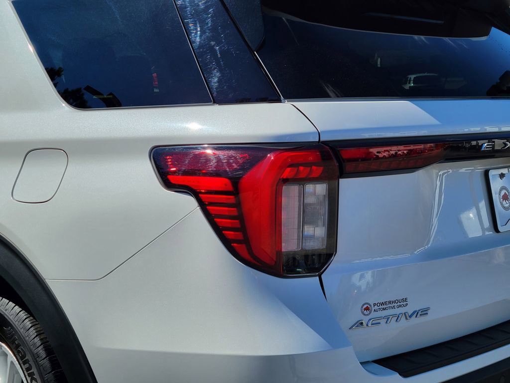 Certified 2025 Ford Explorer Active w/ Active Comfort Package image 11