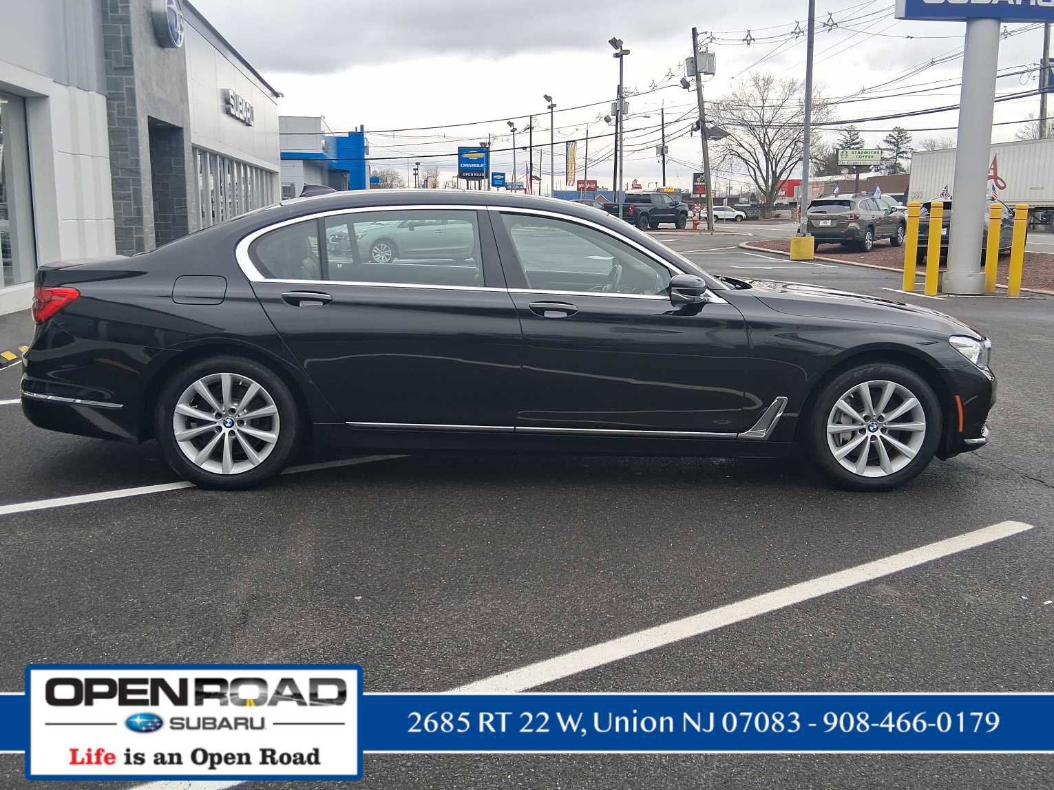Used 2018 BMW 740i xDrive image 8