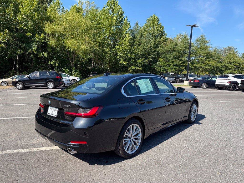 Used 2024 BMW 330i xDrive Sedan AWD/4WD image 6