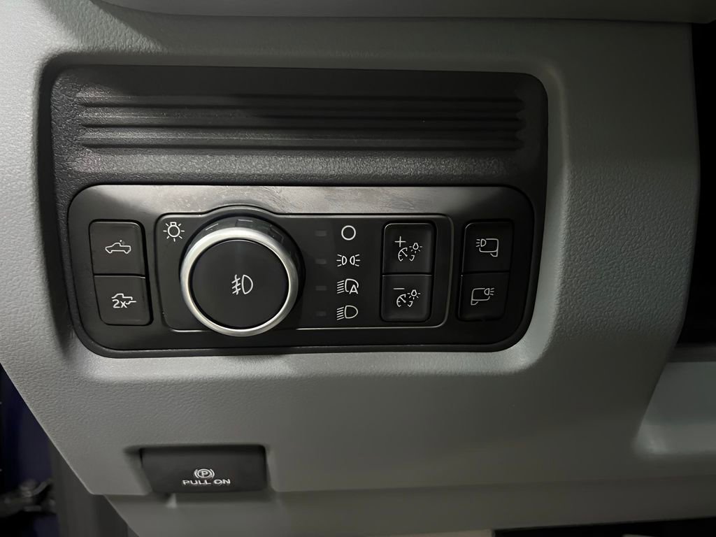 New 2026 Ford F250 XLT w/ XLT Premium Package image 27