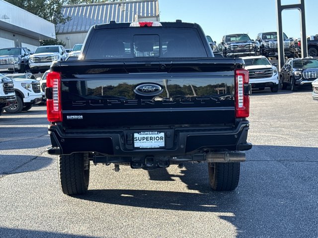 Used 2025 Ford F250 Lariat w/ Black Appearance Package AWD/4WD image 3