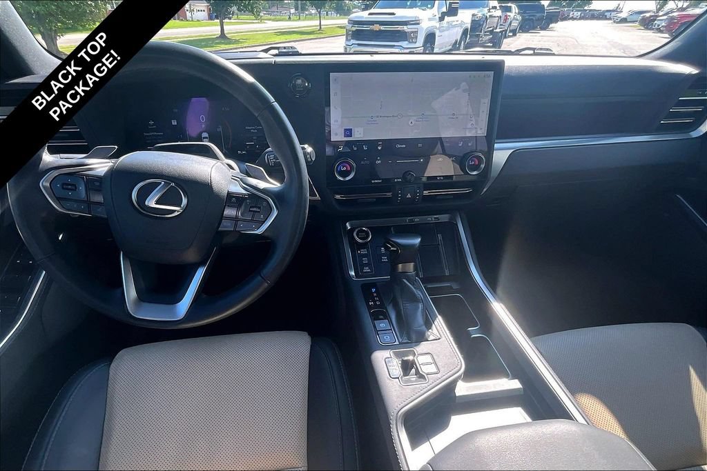 Used 2025 Lexus GX 550 AWD/4WD image 15