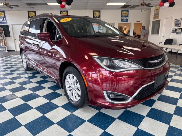 Used 2019 Chrysler Pacifica Touring-L