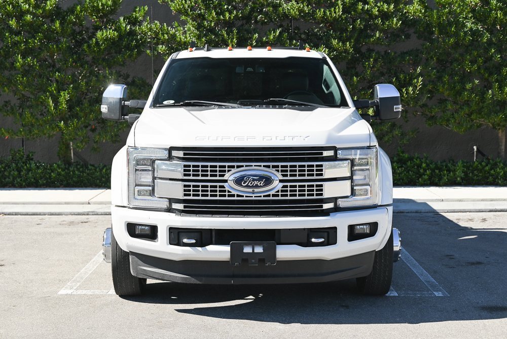Used 2019 Ford F450 Platinum w/ Platinum Ultimate Package image 2
