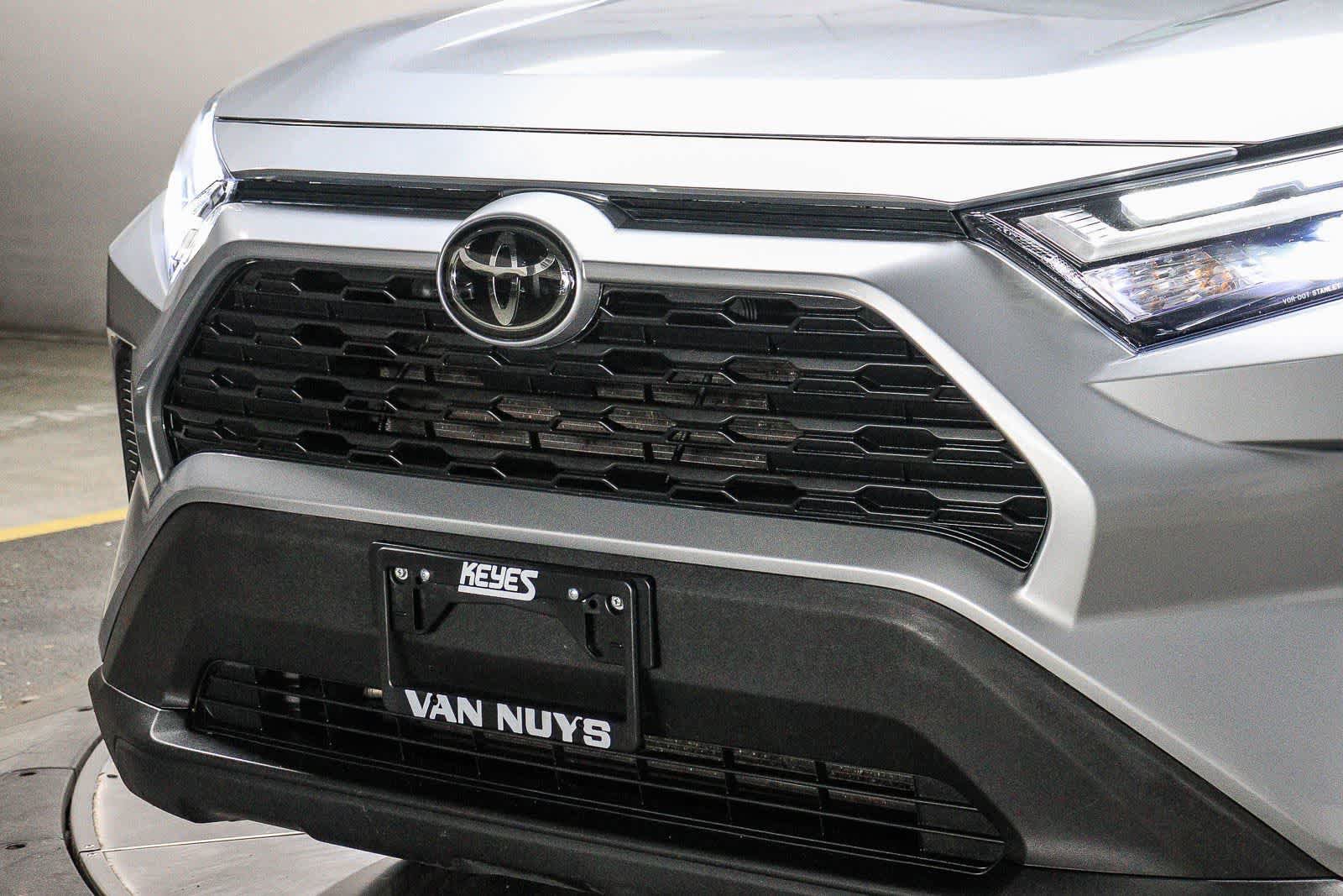 Certified 2024 Toyota RAV4 XLE FWD image 8