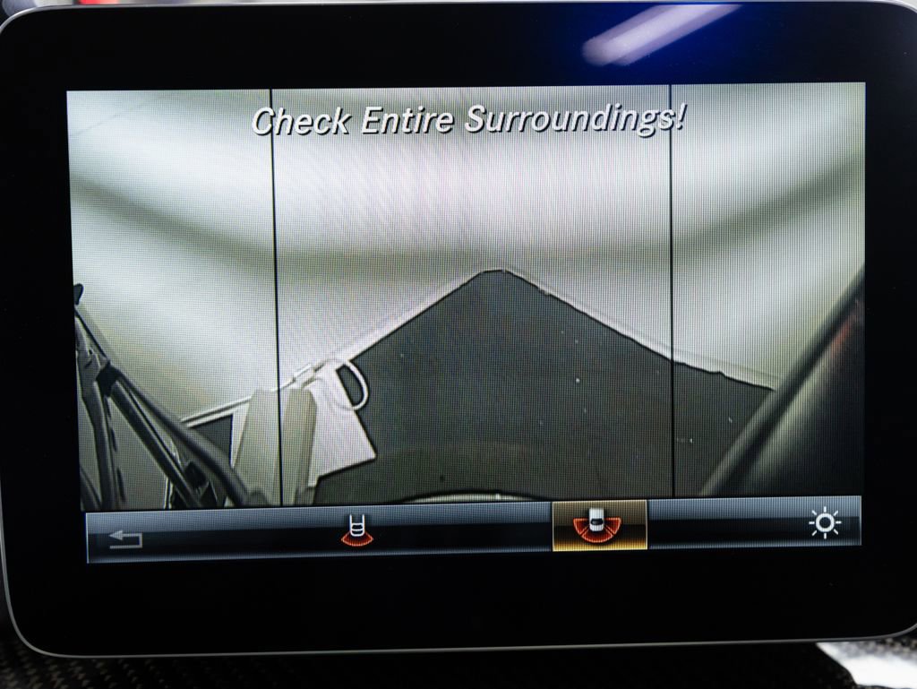 Used 2017 Mercedes-Benz G 550 Squared image 17