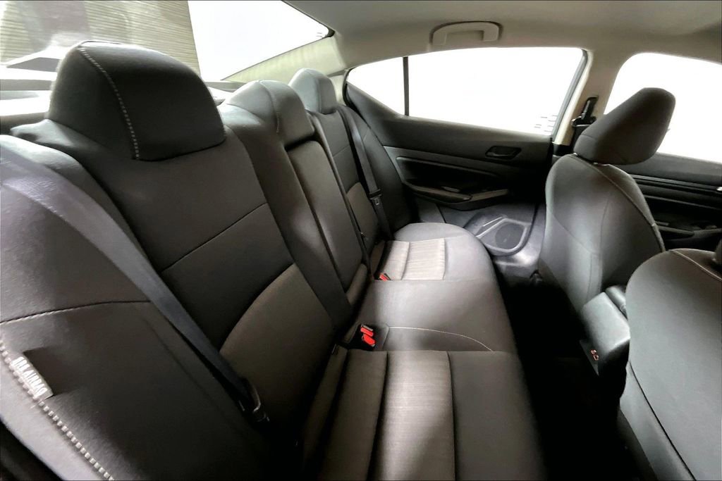 Used 2024 Nissan Altima 2.5 SV image 22
