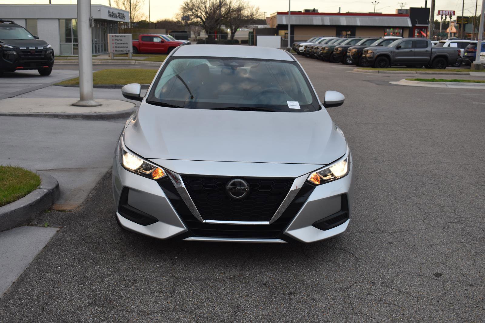 Used 2021 Nissan Sentra S image 10