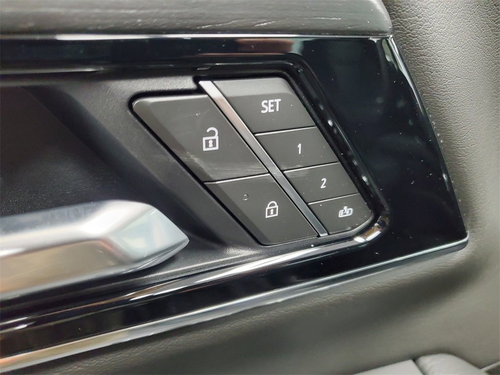 New 2026 GMC Yukon XL Denali w/ LPO, Floor Liner Package image 10