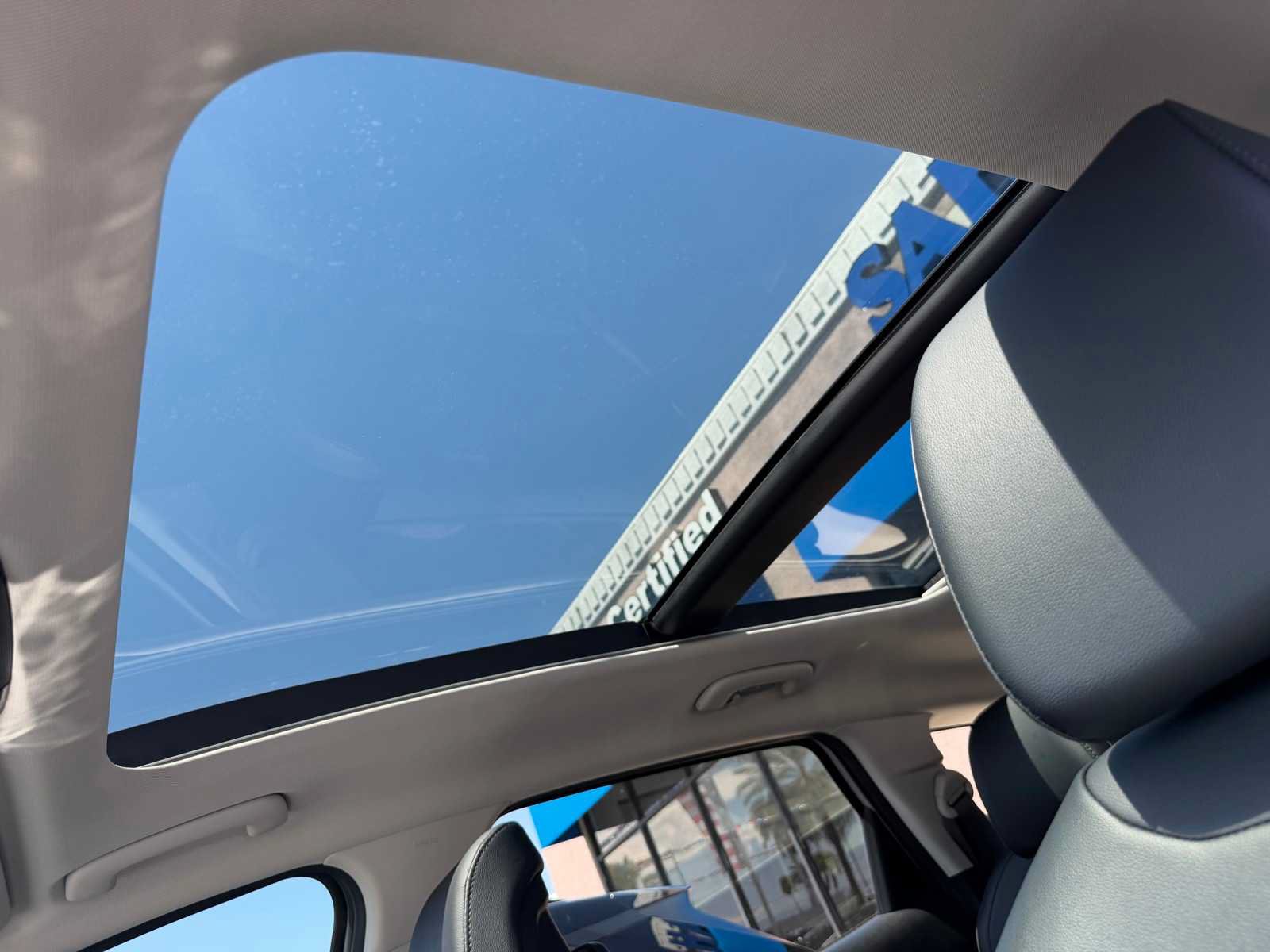 Used 2025 Kia Sportage SX FWD image 25