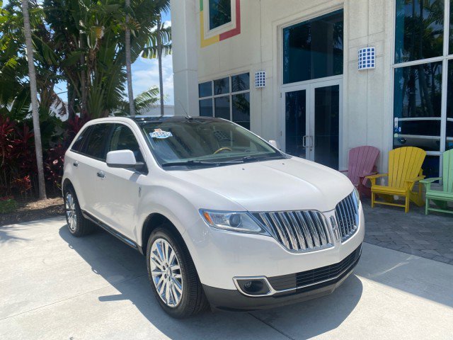 Used 2011 Lincoln MKX 2WD w/ 102A Rapid Spec Order Code image 2