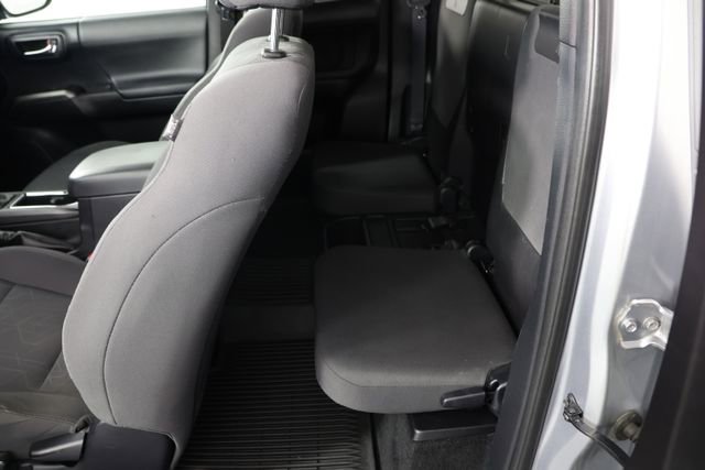 Used 2017 Toyota Tacoma TRD Sport w/ Premium & Technology Package image 18