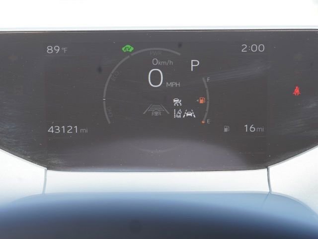 Used 2024 Toyota Prius LE image 13