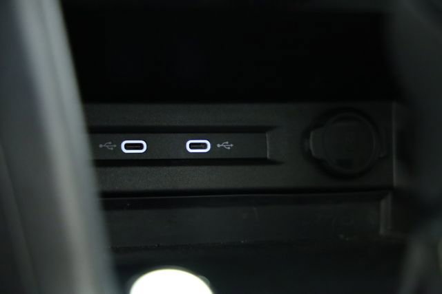 Certified 2023 Volkswagen Taos S FWD image 21