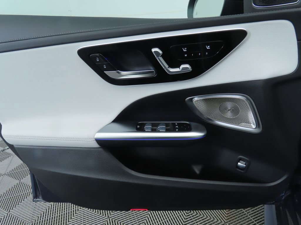New 2025 Mercedes-Benz C 300 Sedan image 26