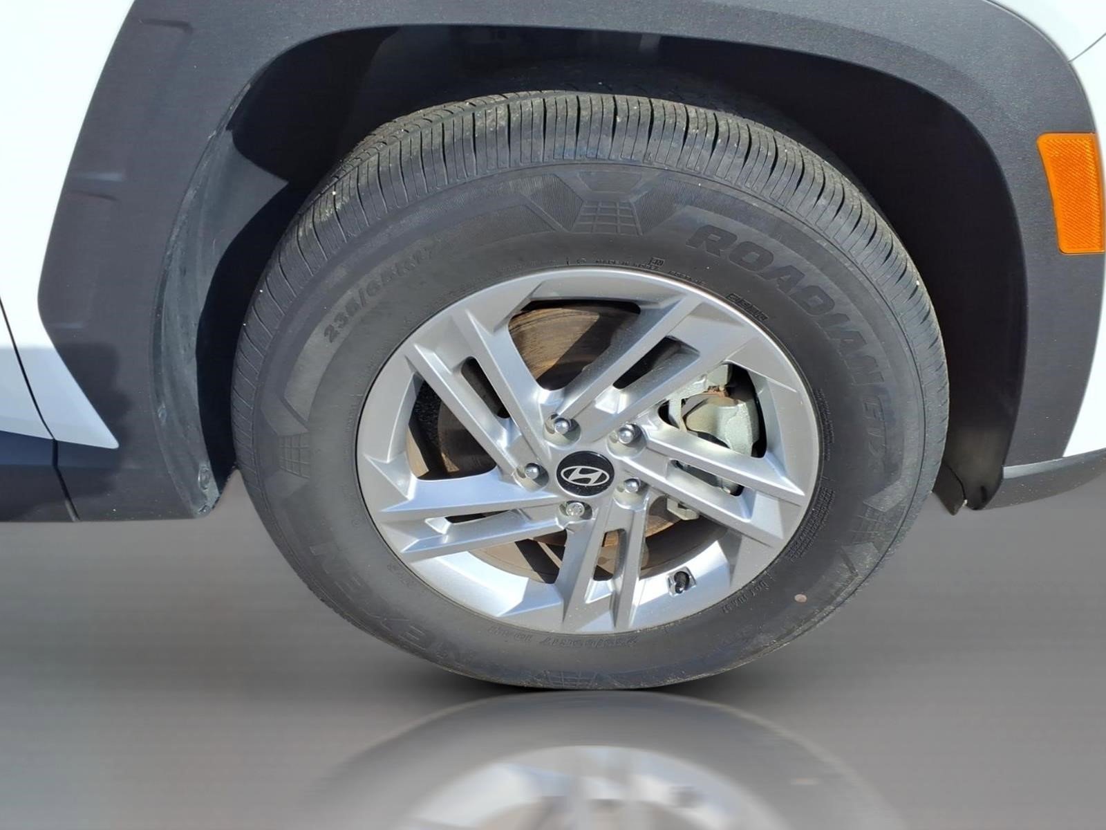 Used 2025 Hyundai Tucson SE FWD image 10