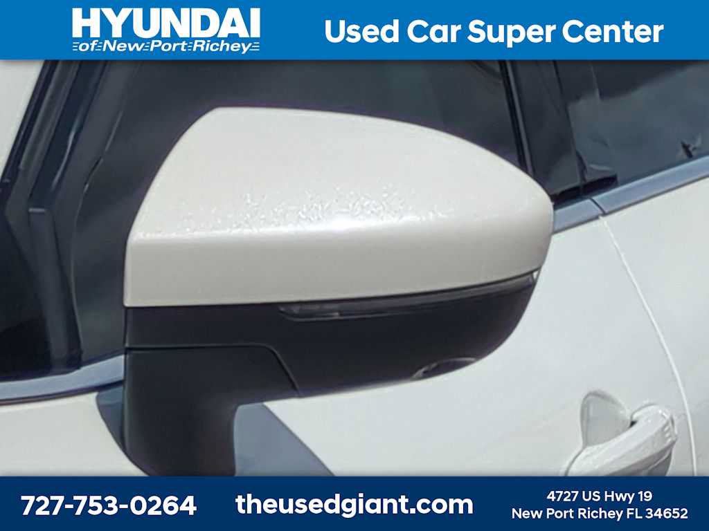 Used 2023 Nissan Pathfinder Platinum FWD image 11