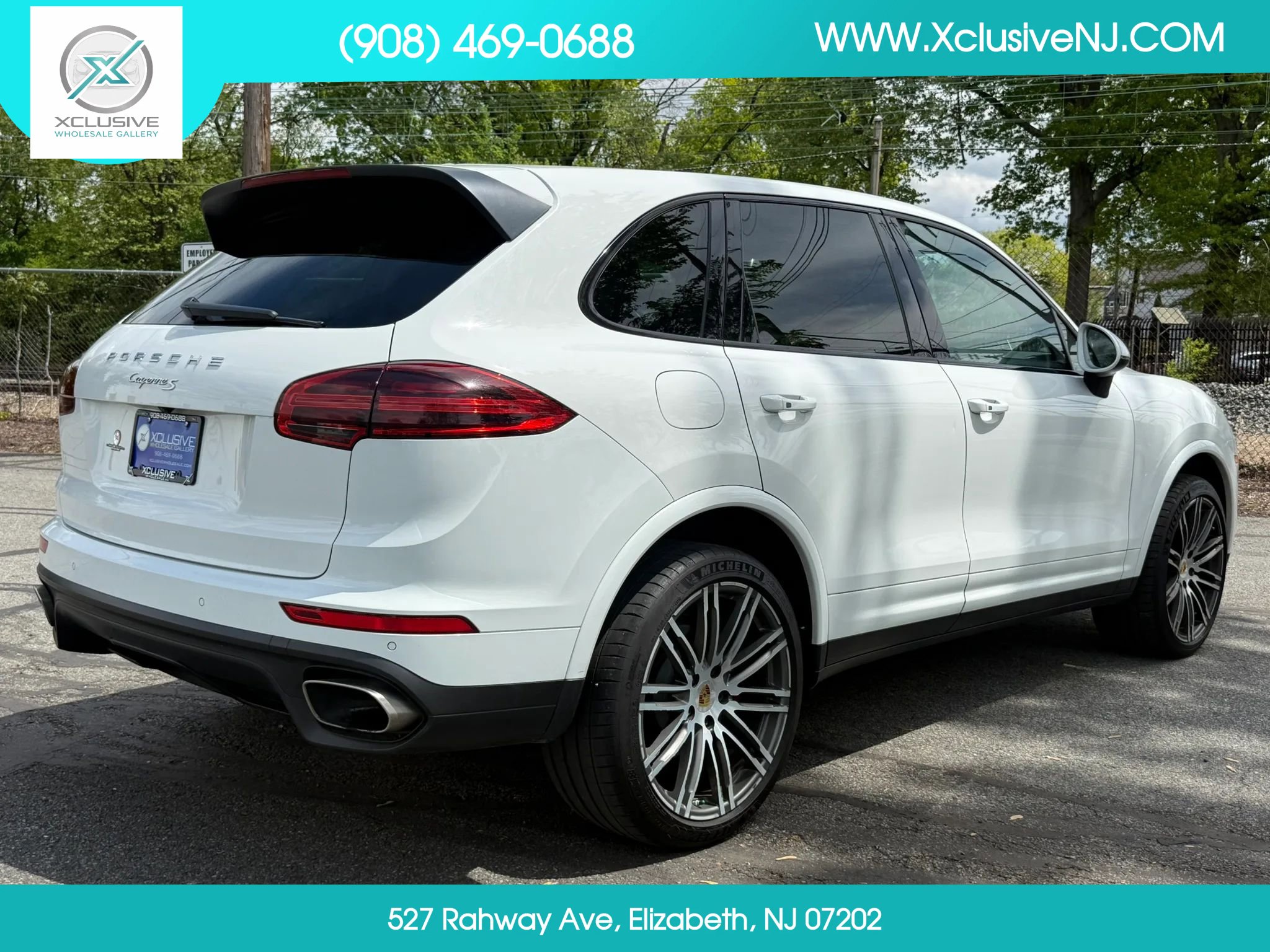 Used 2017 Porsche Cayenne AWD/4WD image 4